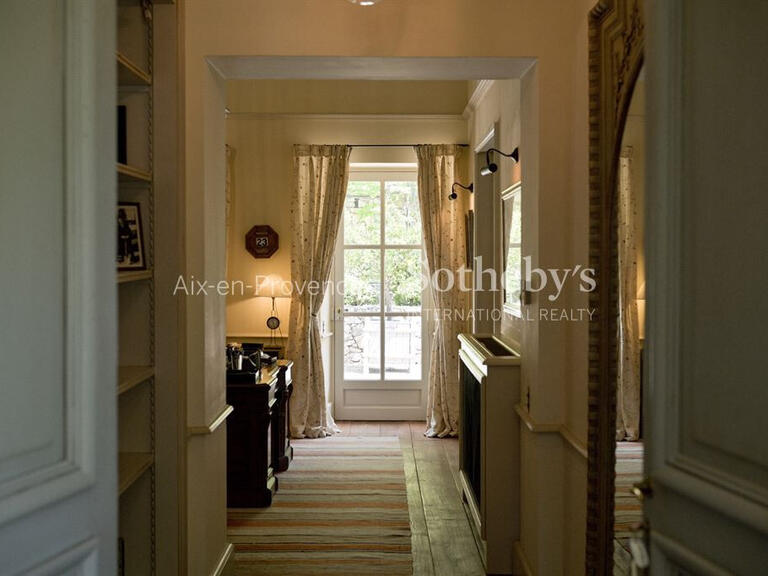 Maison Aix-en-Provence - 10 chambres - 1004m²