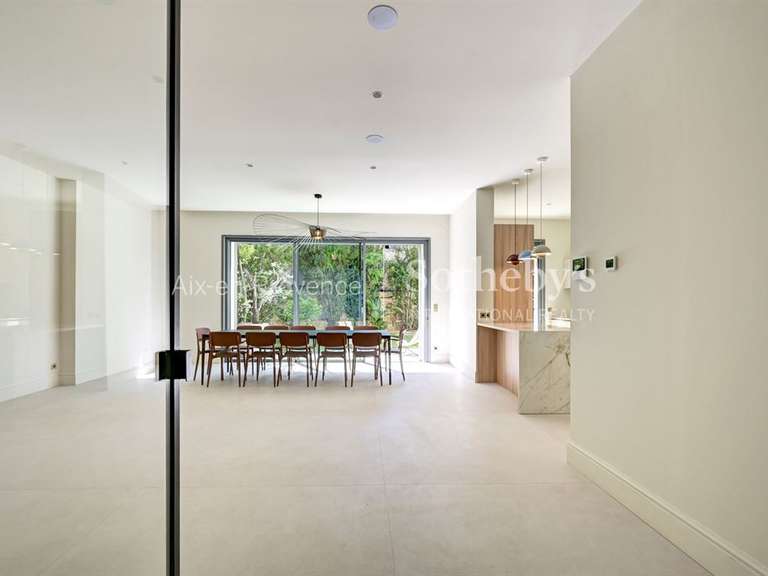 House Aix-en-Provence - 5 bedrooms - 230m²