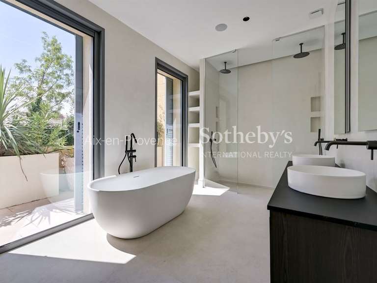 Maison Aix-en-Provence - 5 chambres - 230m²
