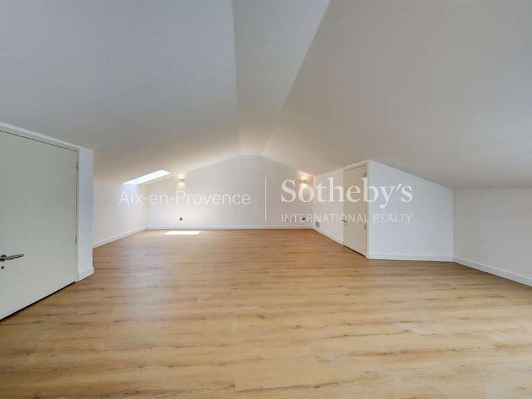 Maison Aix-en-Provence - 5 chambres - 230m²