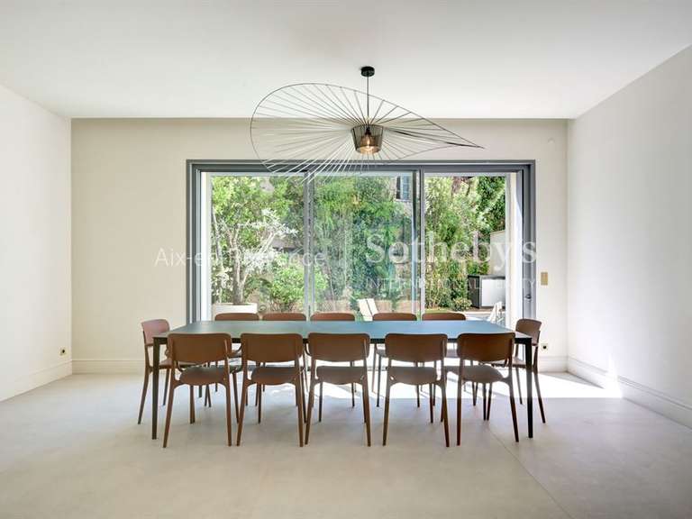 Maison Aix-en-Provence - 5 chambres - 230m²