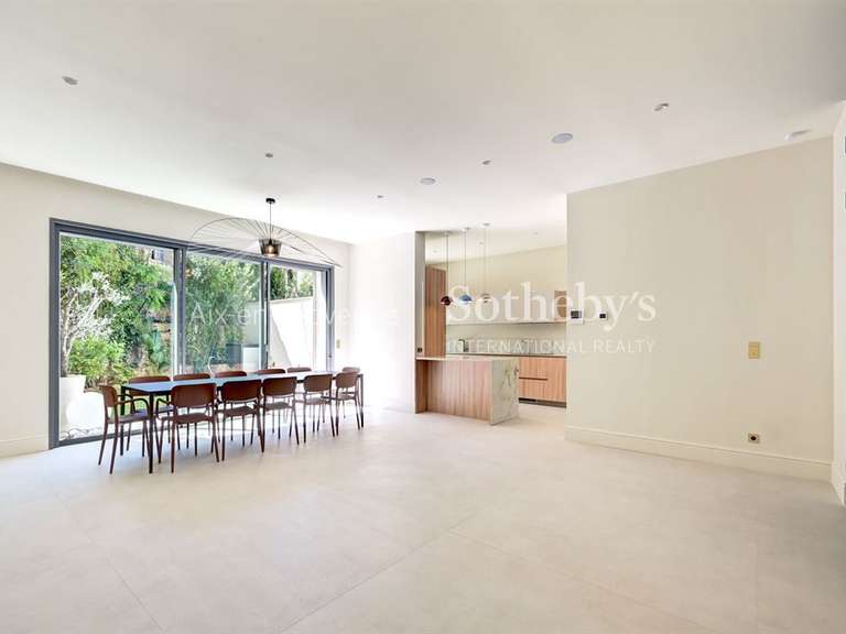 Maison Aix-en-Provence - 5 chambres - 230m²