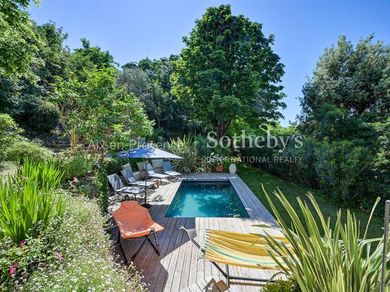 Maison Aix-en-Provence - 5 chambres - 150m²