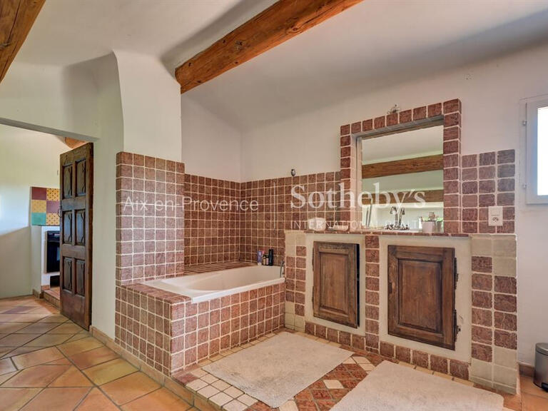 Maison Aix-en-Provence - 5 chambres - 150m²
