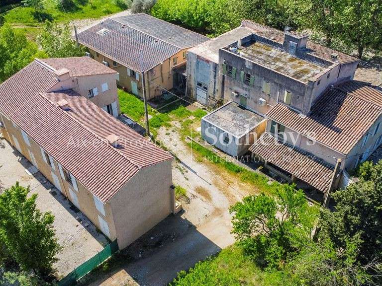 Maison Aix-en-Provence - 1800m²