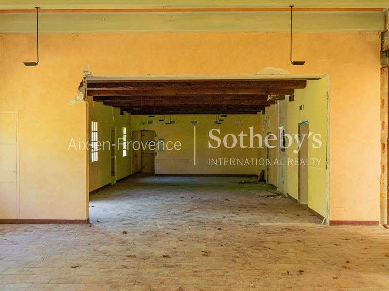 Maison Aix-en-Provence - 1800m²