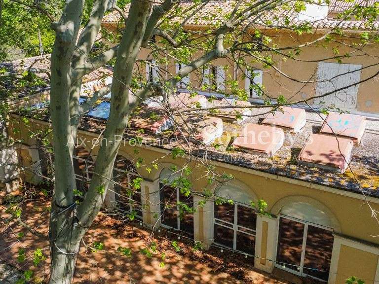 House Aix-en-Provence - 1800m²