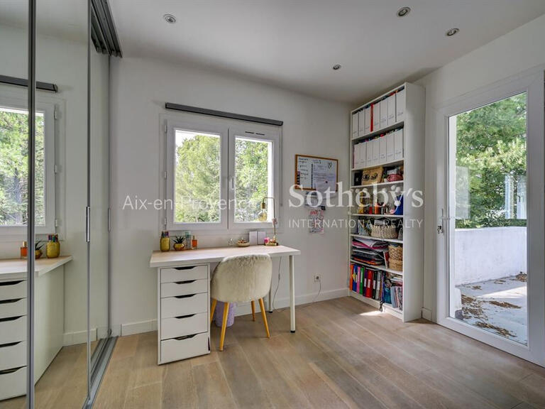 House Aix-en-Provence - 5 bedrooms - 201m²