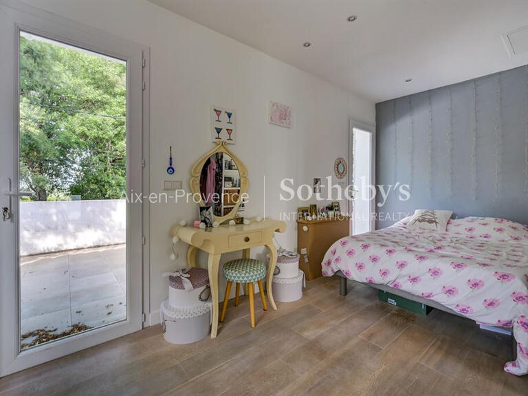 House Aix-en-Provence - 5 bedrooms - 201m²