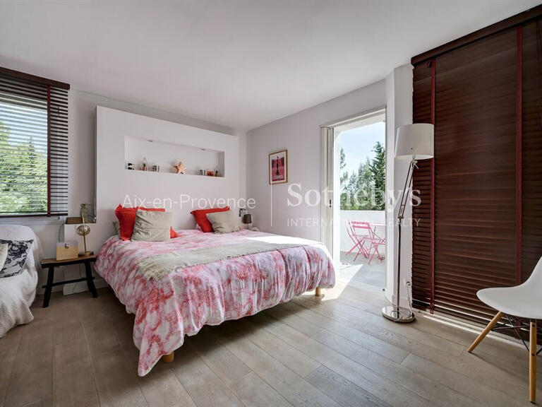House Aix-en-Provence - 5 bedrooms - 201m²