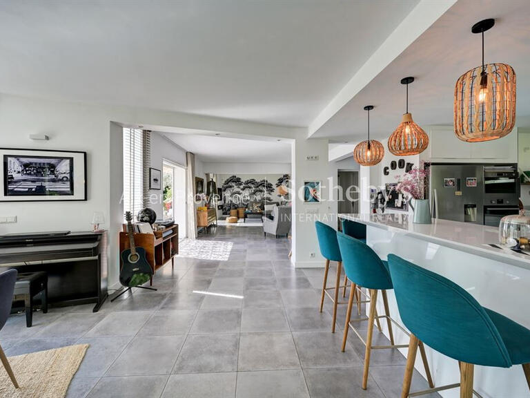 House Aix-en-Provence - 5 bedrooms - 201m²