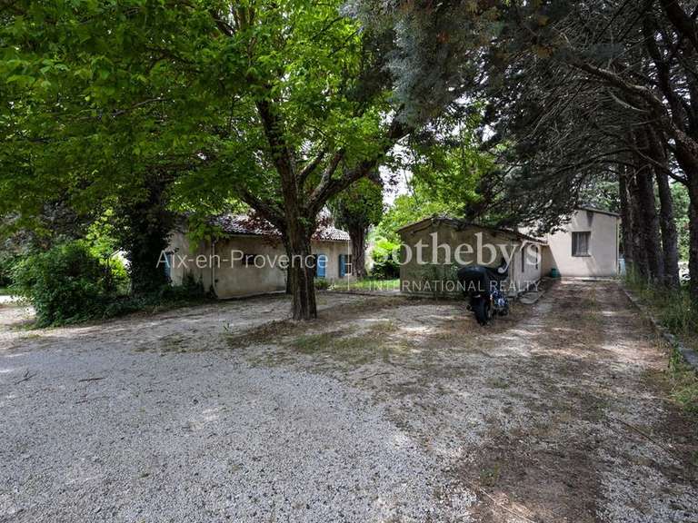 Maison Aix-en-Provence - 8 chambres - 720m²