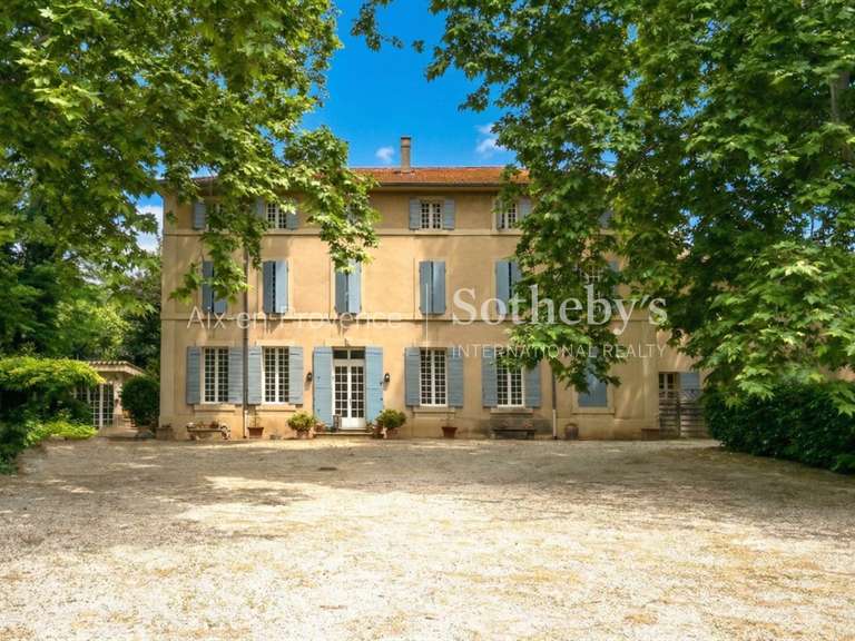 Maison Aix-en-Provence - 8 chambres - 720m²