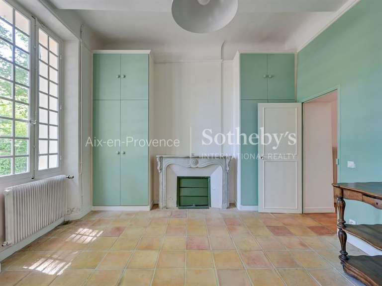 Maison Aix-en-Provence - 8 chambres - 720m²