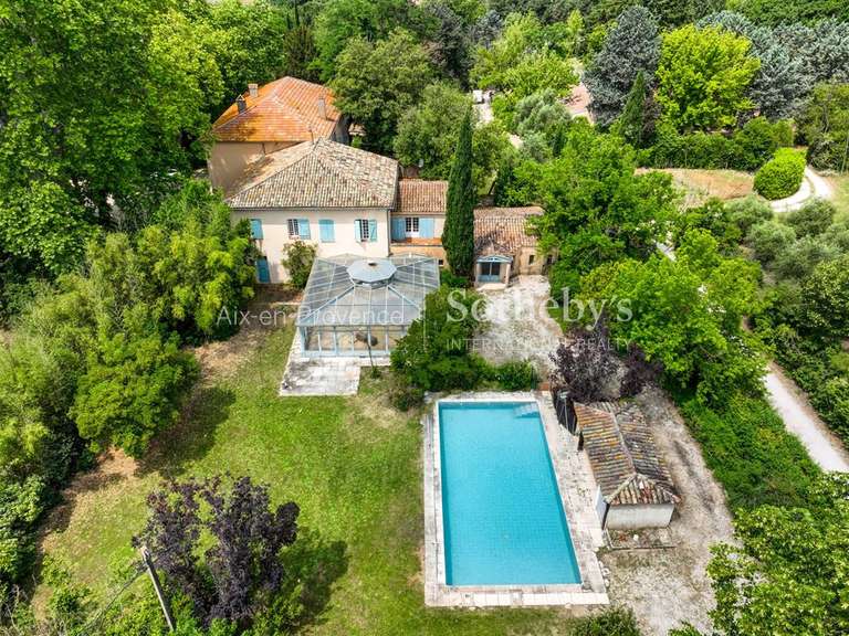 Maison Aix-en-Provence - 8 chambres - 720m²