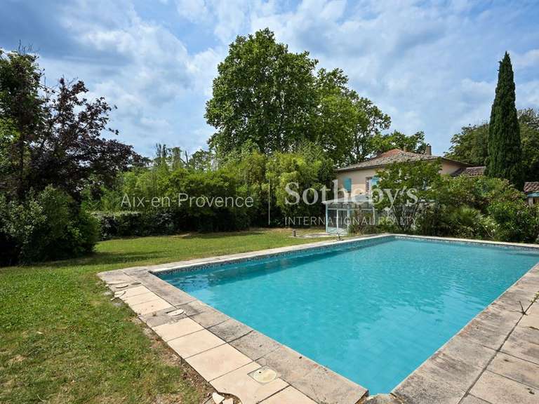 Maison Aix-en-Provence - 8 chambres - 720m²