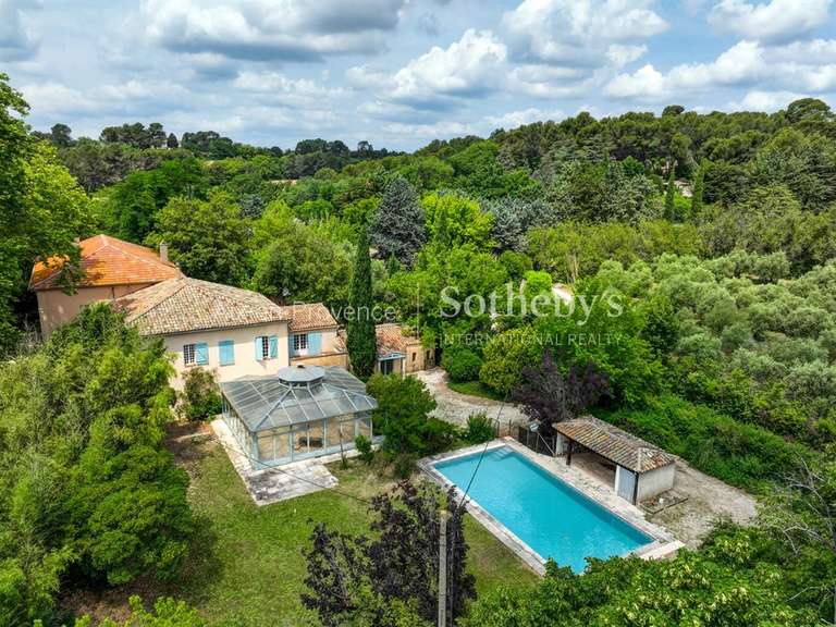 Maison Aix-en-Provence - 8 chambres - 720m²