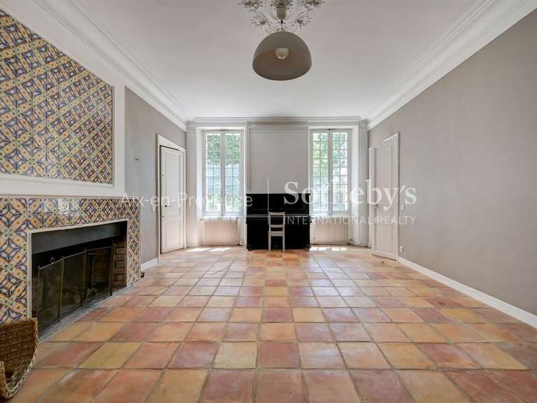 Maison Aix-en-Provence - 8 chambres - 720m²