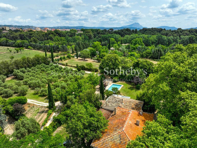 Maison Aix-en-Provence - 8 chambres - 720m²