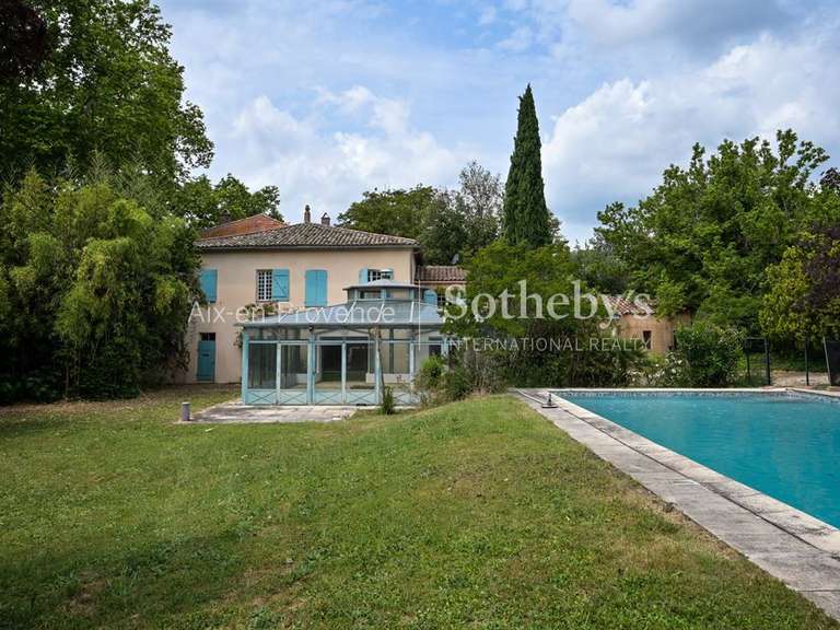 Maison Aix-en-Provence - 8 chambres - 720m²