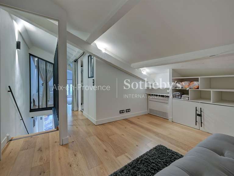 Maison Aix-en-Provence - 3 chambres - 125m²