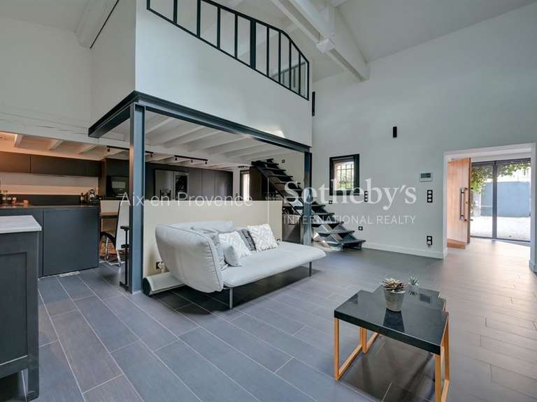 Maison Aix-en-Provence - 3 chambres - 125m²