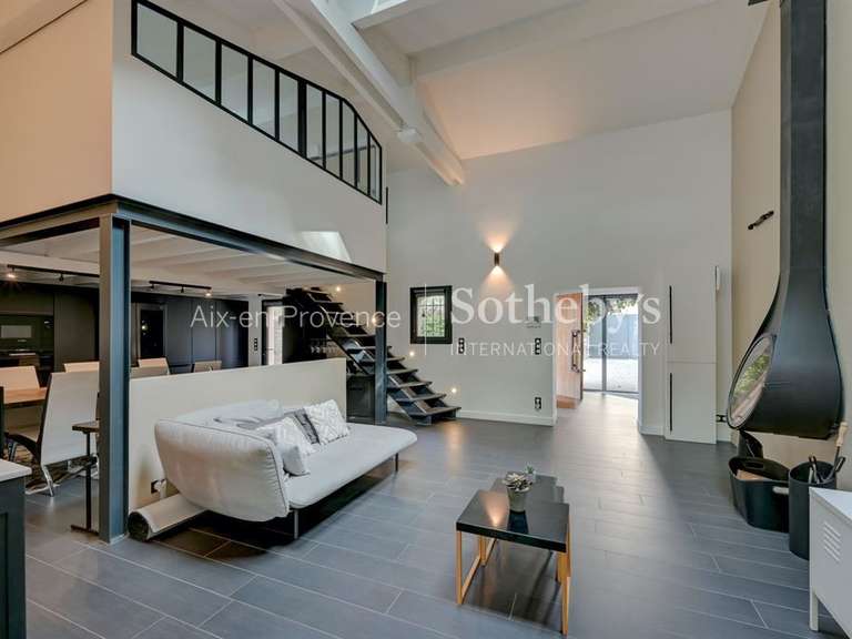 Maison Aix-en-Provence - 3 chambres - 125m²