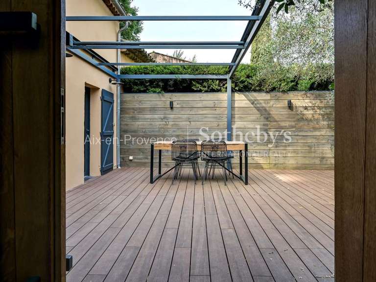 Maison Aix-en-Provence - 3 chambres - 125m²