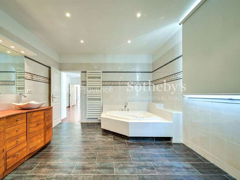 House Aix-en-Provence - 5 bedrooms - 315m²
