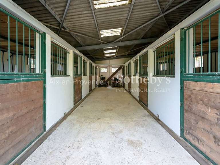 Maison Aix-en-Provence - 7 chambres - 330m²