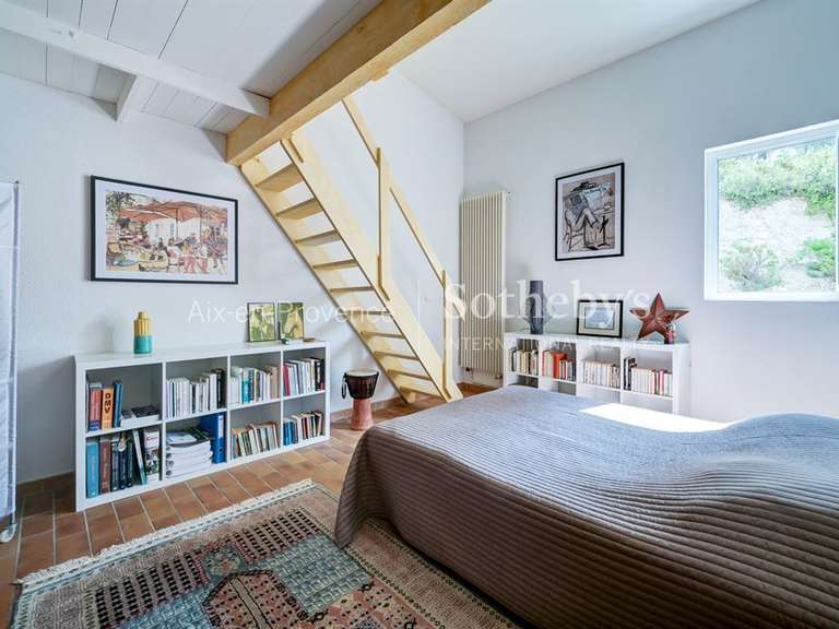 Maison Aix-en-Provence - 7 chambres - 330m²