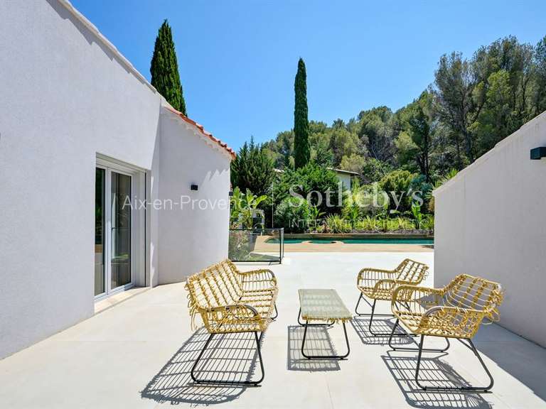 Maison Aix-en-Provence - 6 chambres - 400m²