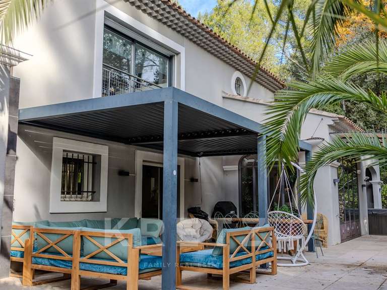 House Aix-en-Provence - 5 bedrooms - 350m²