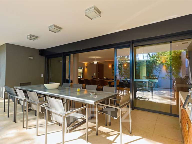 House Aix-en-Provence - 5 bedrooms - 240m²