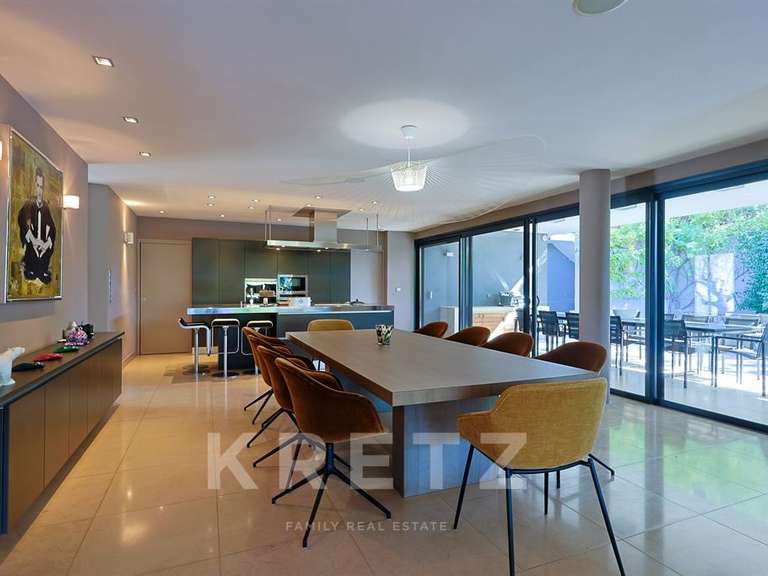 House Aix-en-Provence - 5 bedrooms - 240m²