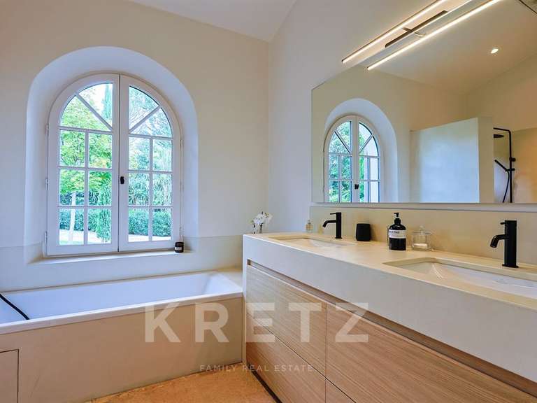 House Aix-en-Provence - 6 bedrooms - 365m²