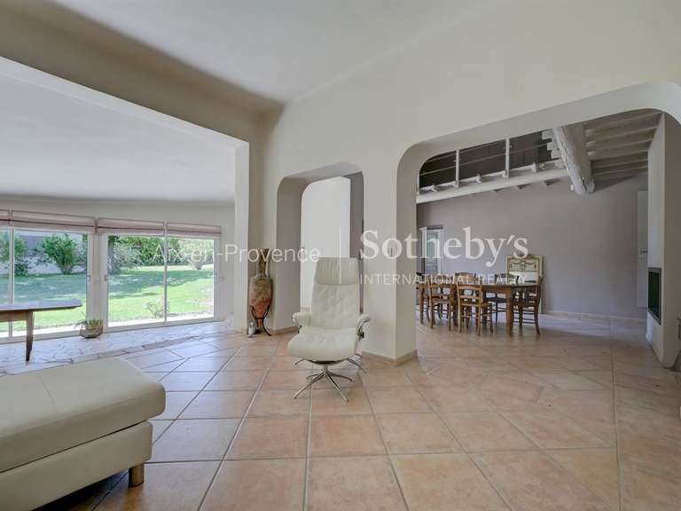 Maison Aix-en-Provence - 3 chambres - 220m²