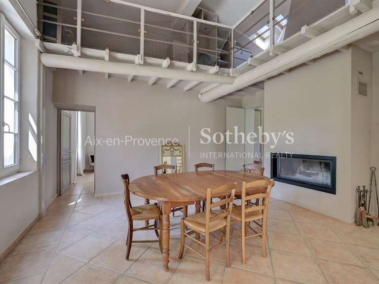 Maison Aix-en-Provence - 3 chambres - 220m²