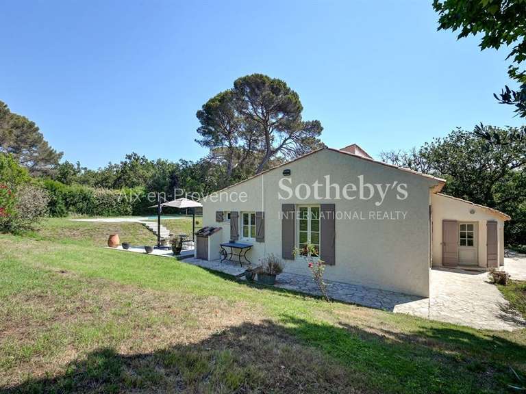 Maison Aix-en-Provence - 3 chambres - 220m²