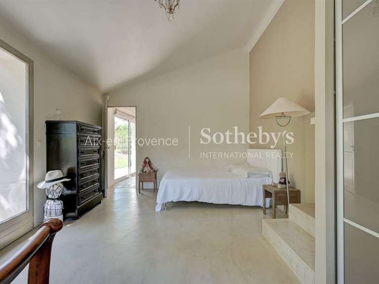 Maison Aix-en-Provence - 3 chambres - 220m²