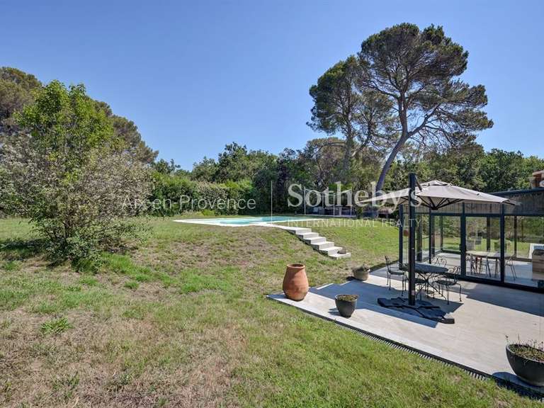 Maison Aix-en-Provence - 3 chambres - 220m²