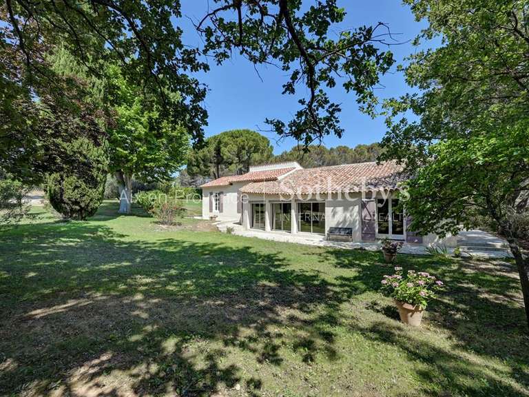 Maison Aix-en-Provence - 3 chambres - 220m²