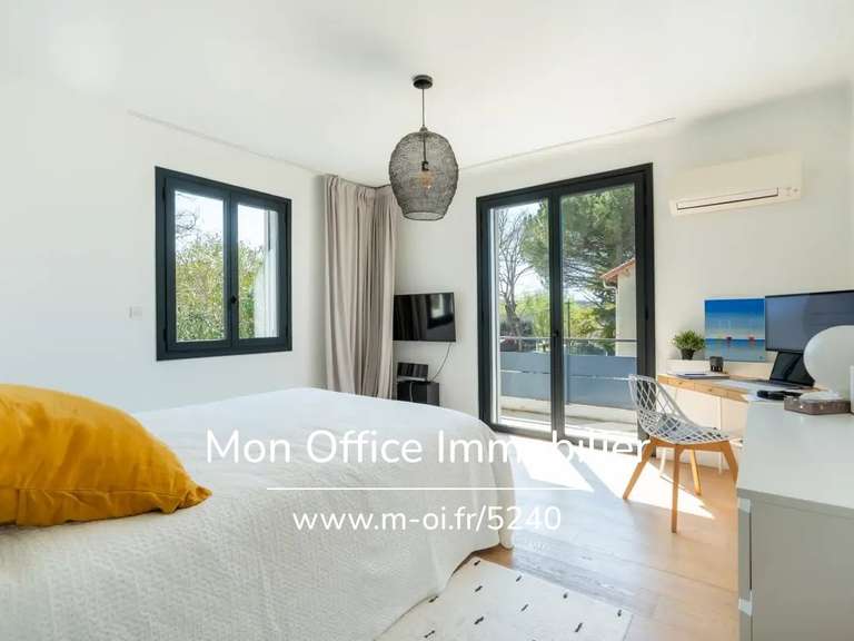 Maison Aix-en-Provence - 4 chambres - 151m²