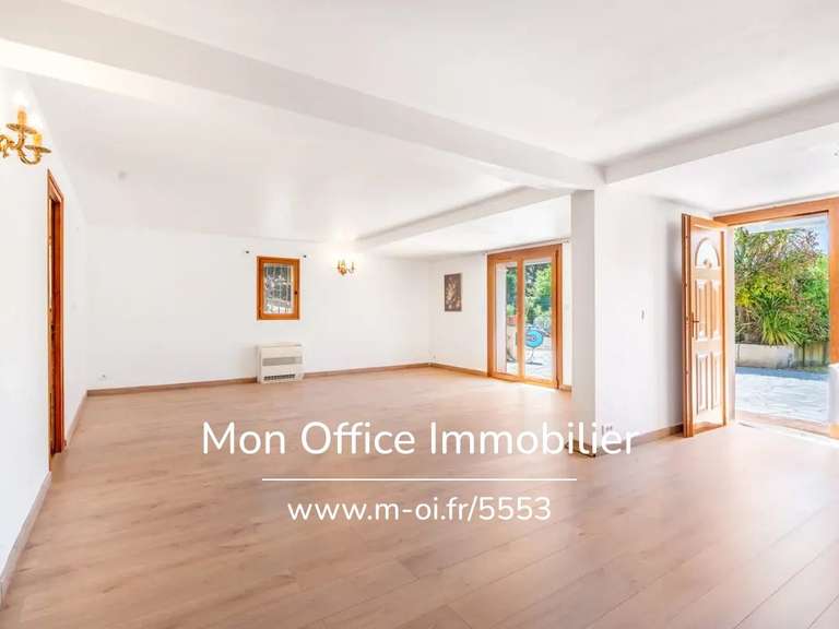 Maison Aix-en-Provence - 6 chambres - 237m²