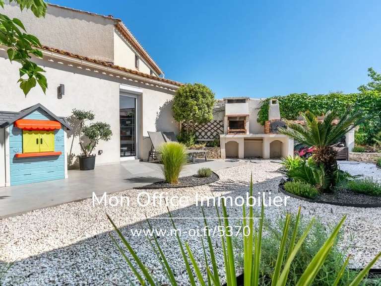 Maison Aix-en-Provence - 3 chambres - 105m²