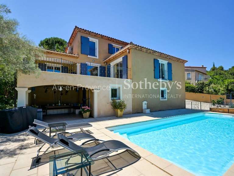 Maison Aix-en-Provence - 5 chambres - 200m²