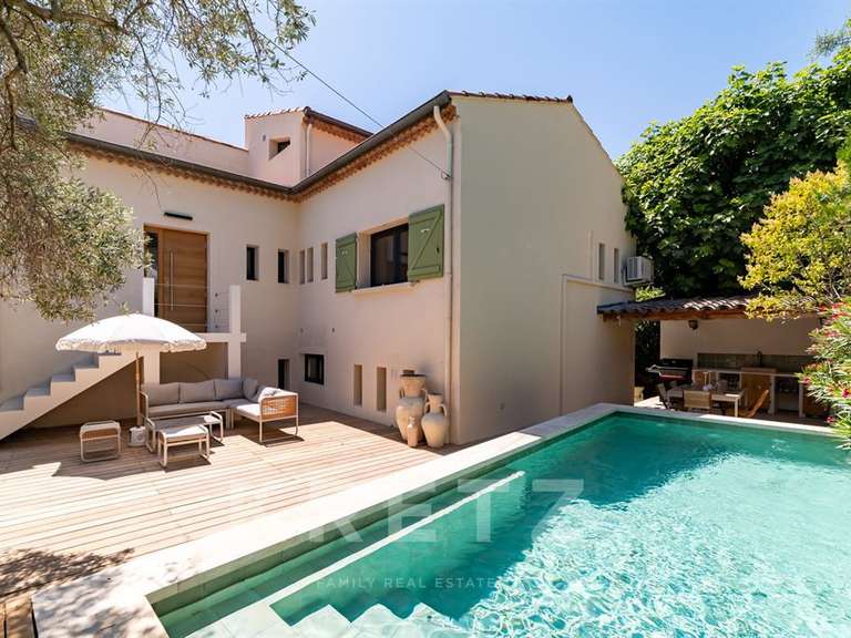 Maison Aix-en-Provence - 5 chambres - 220m²