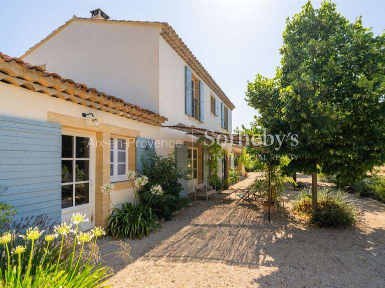 Maison Aix-en-Provence - 6 chambres - 254m²