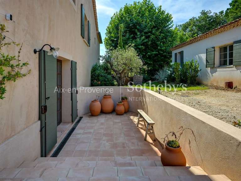 Maison Aix-en-Provence - 6 chambres - 340m²