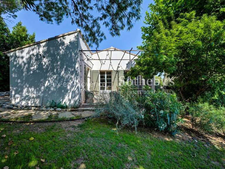 Maison Aix-en-Provence - 6 chambres - 340m²